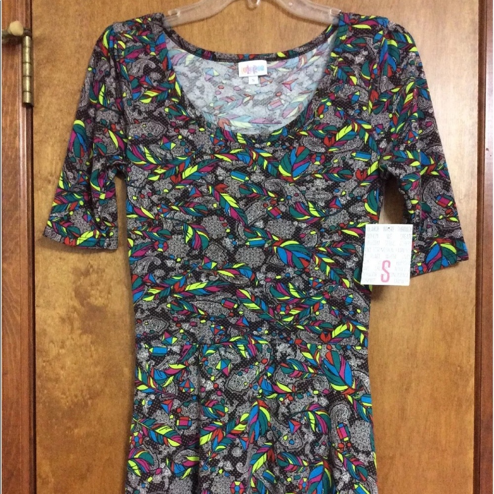 LuLaRoe Ana Dress Small Paisley Feathers Jewels